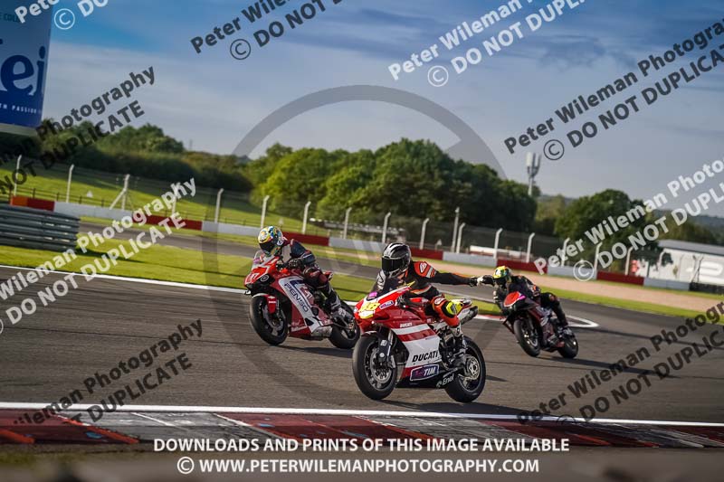 donington no limits trackday;donington park photographs;donington trackday photographs;no limits trackdays;peter wileman photography;trackday digital images;trackday photos